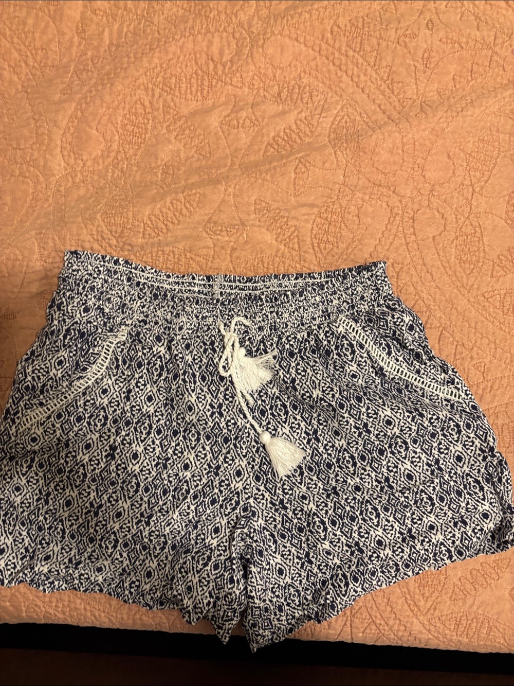 Boho Tassel Tie Women's Shorts - Navy & White